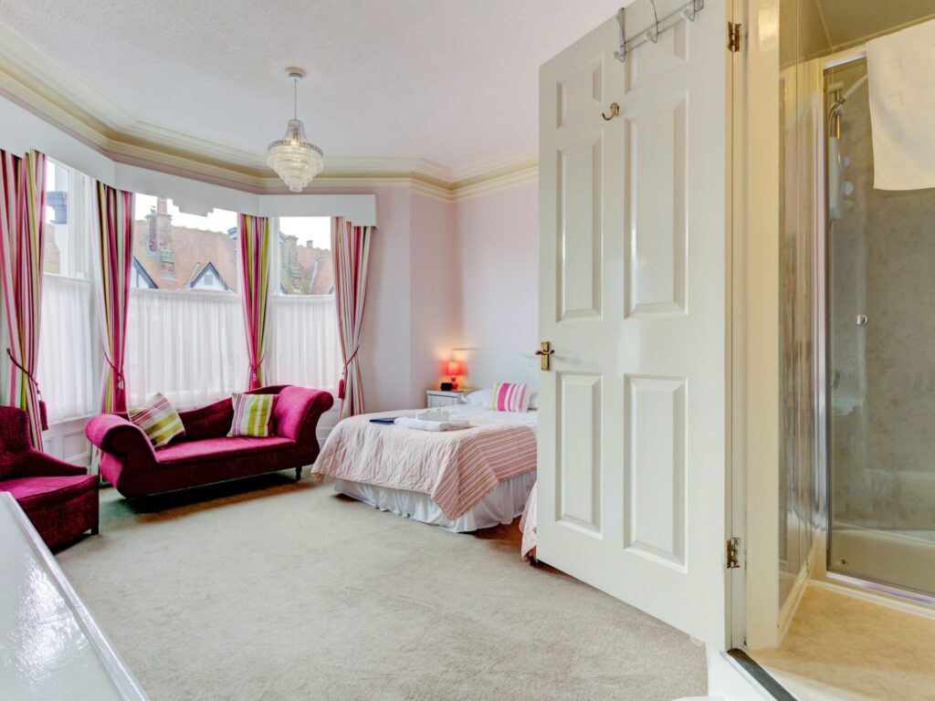 Our Rooms |B&B South Bay Scarborough, En-suite Rooms